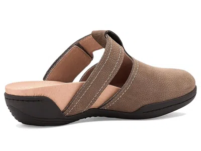 Jambu Malia In Brown