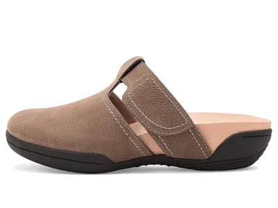 Jambu Malia In Brown