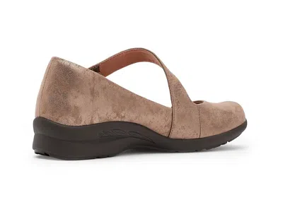Jambu Treva In Brown