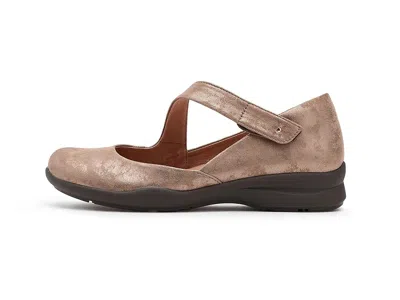 Jambu Treva In Brown