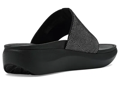 Vionic Aqua Wedge Sandal In Black