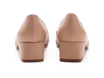 Naturalizer Huntley In Neutral