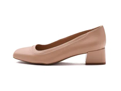 Naturalizer Huntley In Neutral