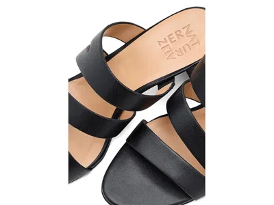 Naturalizer Beaming In Black