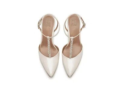 Naturalizer Astrid In White