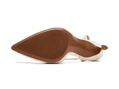 Naturalizer Astrid In White