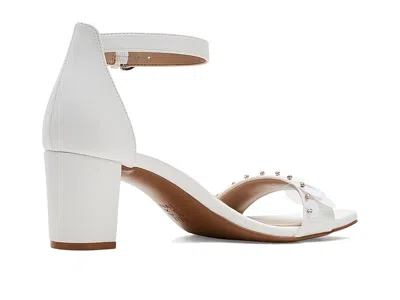 Naturalizer Vera In White