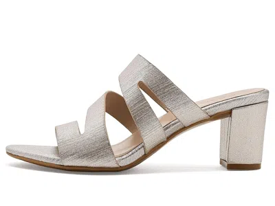 Naturalizer Beaming In Silver