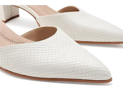 Naturalizer Wide Width Maddox Pump In White