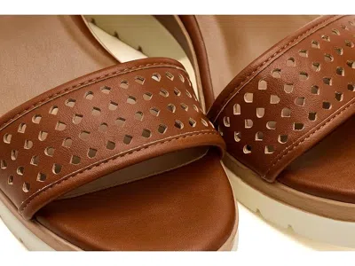 Naturalizer Graciela In Brown