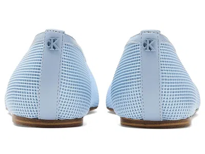 Calvin Klein Zinya Flat In Blue
