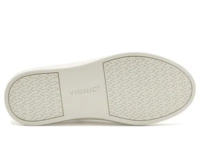 Vionic Winny Perf In White