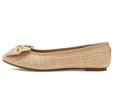 Sam & Libby Carlin In Neutral