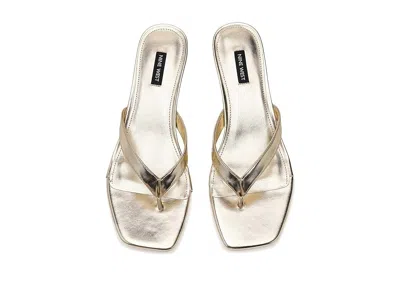 Nine West Cassa In Gold