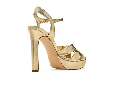 Nine West Windee In Gold