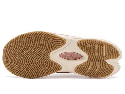 Clarks Pace Sneaker
