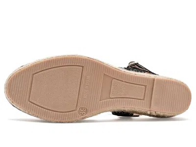 Eric Michael Abilene In Black