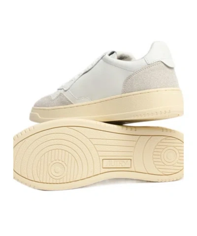 Autry Medalist Low Sneakers In Multi