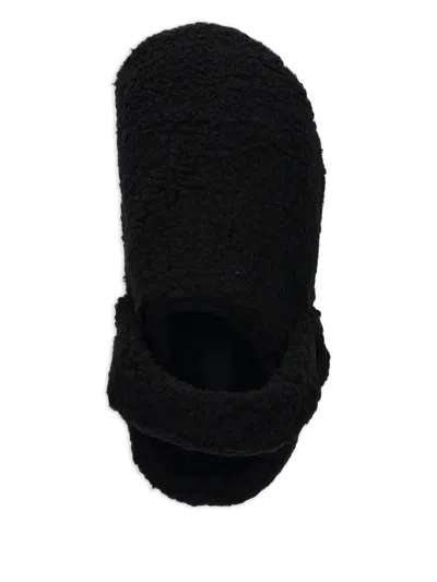 Crocs Unisex Classic Cozzzy Slipper In Black