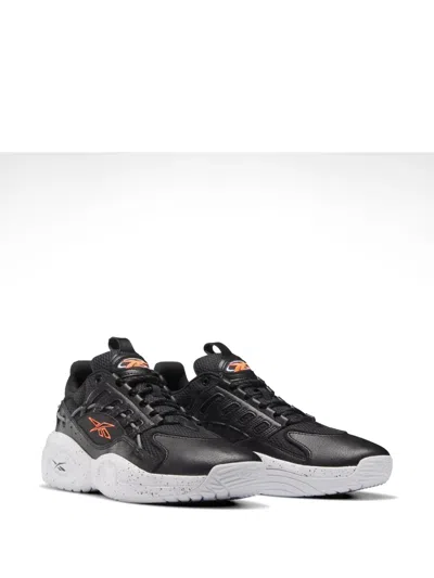 Reebok Logo-detail Sneakers In Black
