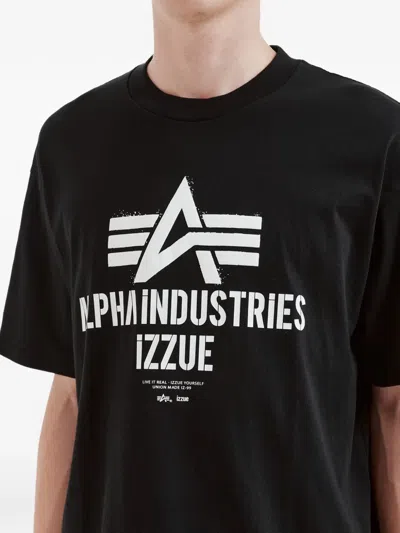 Izzue Logo-print T-shirt In Black