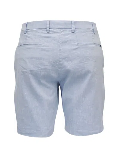 Deke Buttoned Shorts In Blue