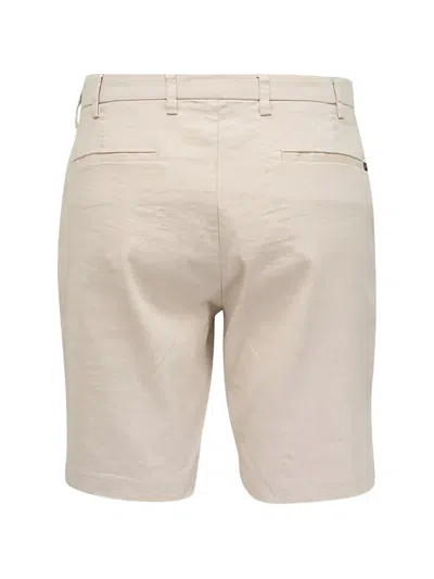 Deke Button Shorts In Neutral