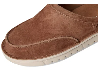 Vionic Muptown Clogs Mules