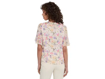 Cece Flutter Sleeve Ruffled Short Sleeve Top In Multi