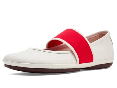 Camper Right Nina In White