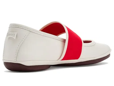 Camper Right Nina In White