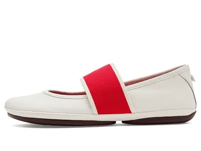 Camper Right Nina In White