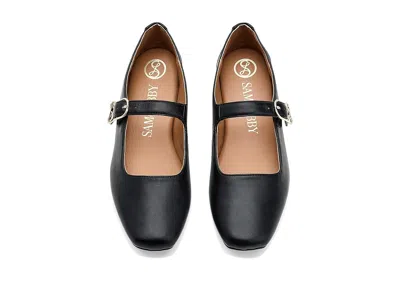 Sam & Libby Fredi In Black
