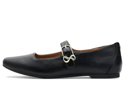 Sam & Libby Fredi In Black