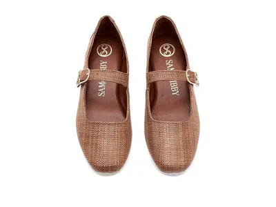 Sam & Libby Fredi In Brown