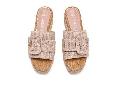 Sam & Libby Crysta In Neutral