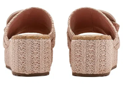 Sam & Libby Crysta In Neutral