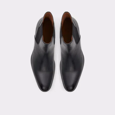 Aldo Heaton In Black