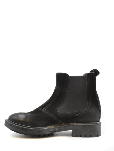 Moma Boots In Black