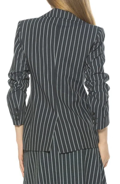 Alexia Admor Tau Blazer In Black