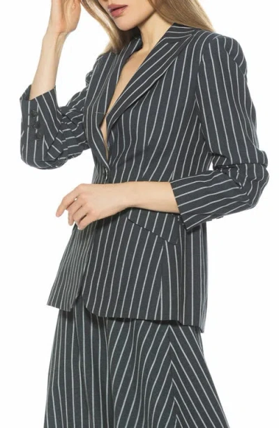 Alexia Admor Tau Blazer In Black