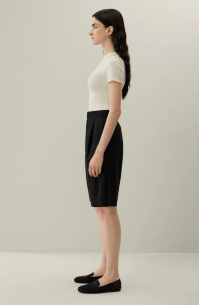 Lilysilk Wool Silk Bermuda In Black