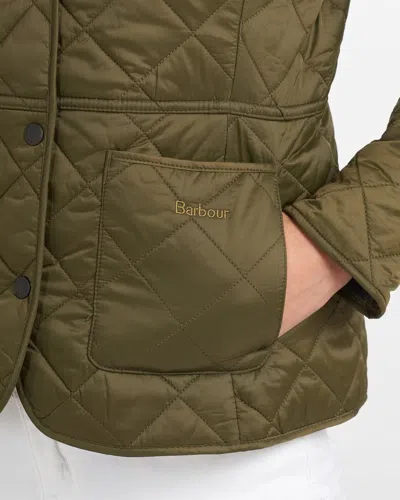 Barbour Deveron Quilted Buttoned Jacket In Green