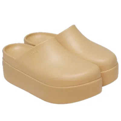 Crocs Dylan Platform Clog In Sand