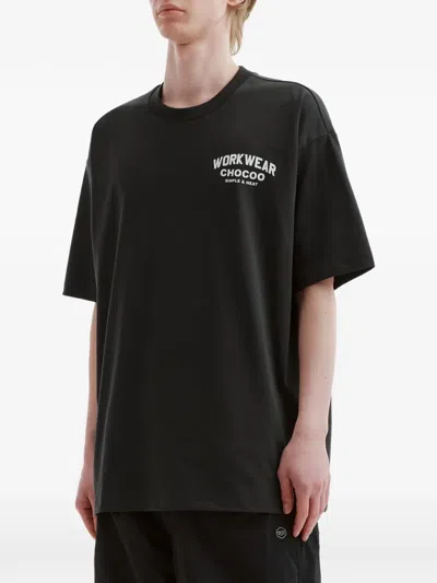 Chocoolate Logo-print T-shirt In Black