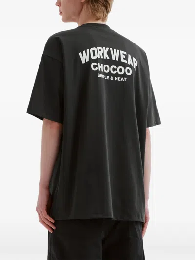 Chocoolate Logo-print T-shirt In Black