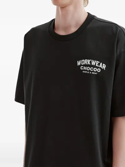 Chocoolate Logo-print T-shirt In Black