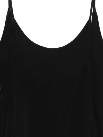 Baserange Ade Top In Black