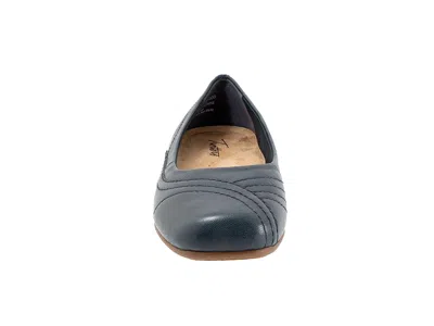 Trotters Sasha Square Toe Flat In Blue