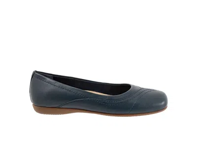 Trotters Sasha Square Toe Flat In Blue
